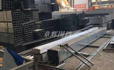 如何選購適合pvc圍擋的燈具？(選購pvc圍擋燈具的技巧)