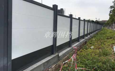 pvc圍擋在哪些外部環(huán)境下表現(xiàn)出色？(全面了解pvc圍擋的適用范圍)