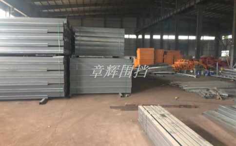 金屬圍擋的價格和性價比如何評估？